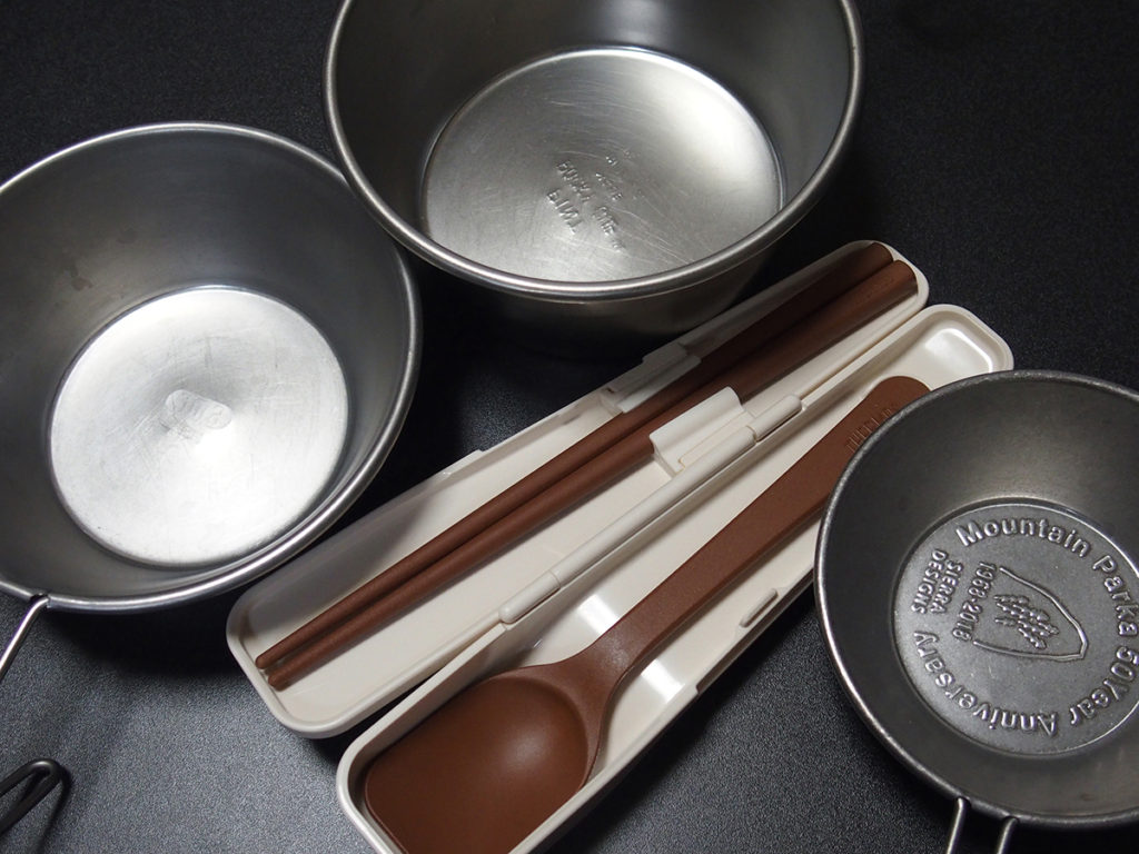 サーモスのスプーン・ハシセット＜お弁当用だけどトレッキングに良さげ＞